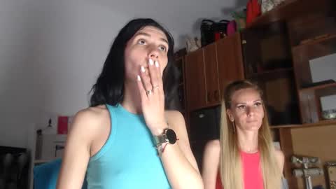 Snapshot of naughtylexy69 chatting on 05-07-26, 08:42 Alexia online show from 05-07-26, 08:42