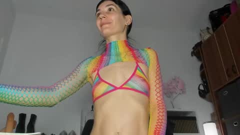Cassie -  online show from 04-23-26, 12:29