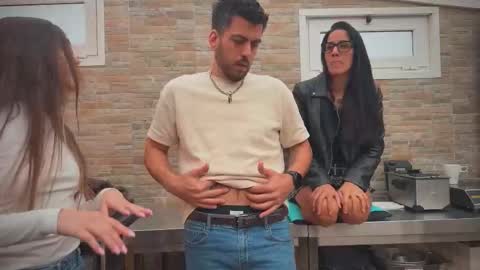 ANDREA STEPH  MIKE online show from 10-27-25, 09:46