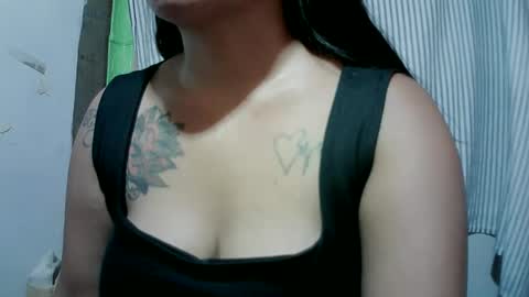 naughtymom_33 online show from 02-17-26, 06:47