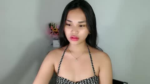 Snapshot of naughtymuse_ chatting on 05-21-26, 05:36 ELISE online show from 05-21-26, 05:36