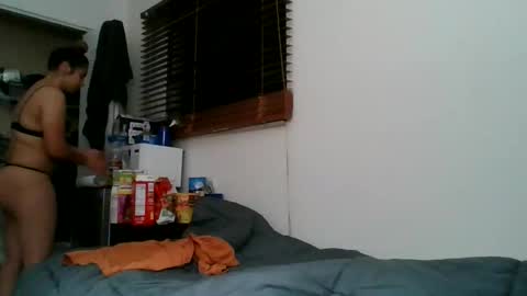 Snapshot of naughtynadia52 chatting on 04-08-26, 03:50 naughtynadia52 online show from 04-08-26, 03:50