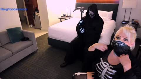 Snapshot of naughtyobsessions chatting on 11-01-25, 06:59 Aphroditecall me A for short online show from 11-01-25, 06:59