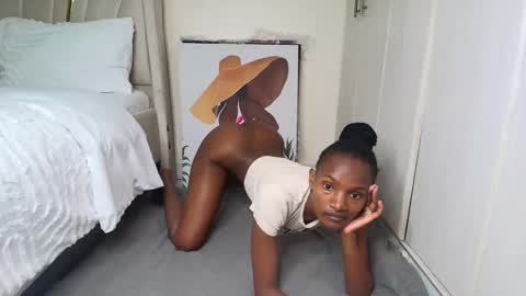 Snapshot of naughtyruby12 chatting on 05-02-26, 08:08 shyreen online show from 05-02-26, 08:08