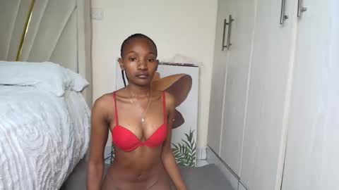 Snapshot of naughtyruby12 chatting on 05-11-26, 08:20 shyreen online show from 05-11-26, 08:20