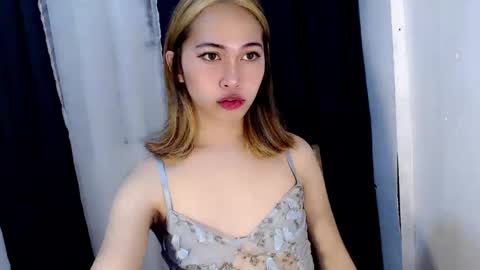 Snapshot of naughtysassymikaylax chatting on 12-08-24, 03:56 Kyla online show from 12-08-24, 03:56