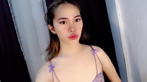 Snapshot of naughtysassymikaylax chatting on 01-12-25, 07:21 Kyla online show from 01-12-25, 07:21