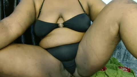 Snapshot of naughtyslut02 chatting on 06-14-26, 05:20 naughtyslut02 online show from 06-14-26, 05:20