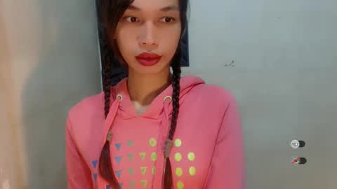 Celine online show from 11-30-25, 03:38