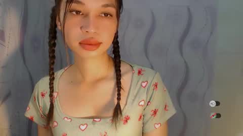 Snapshot of naughtysunshinepinay chatting on 04-22-26, 01:08 Celine online show from 04-22-26, 01:08