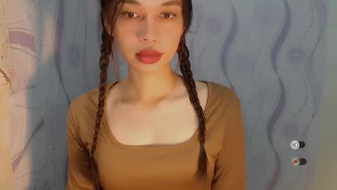 Snapshot of naughtysunshinepinay chatting on 05-03-26, 11:00 Celine online show from 05-03-26, 11:00