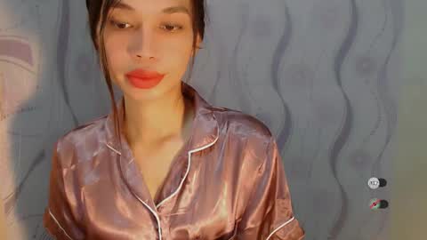 Snapshot of naughtysunshinepinay chatting on 05-16-26, 03:14 Celine online show from 05-16-26, 03:14