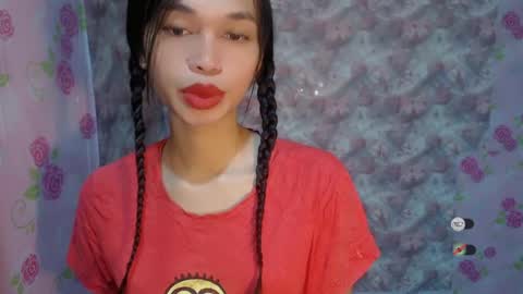 Snapshot of naughtysunshinepinay chatting on 07-05-26, 12:17 Celine online show from 07-05-26, 12:17