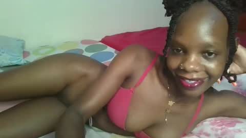 Snapshot of naughtysweetpie chatting on 05-07-26, 11:59 naughty online show from 05-07-26, 11:59