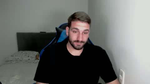 Snapshot of naugthy18boy chatting on 03-04-25, 07:43 Nico online show from 03-04-25, 07:43