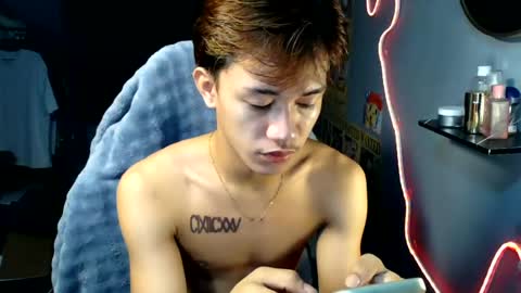 Snapshot of naugthyboyloy chatting on 07-30-26, 02:32 Loy online show from 07-30-26, 02:32