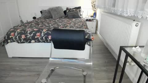 Snapshot of nauty_leila chatting on 02-08-25, 10:07 KimBeee online show from 02-08-25, 10:07