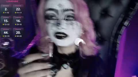 Navier  online show from 03-26-26, 04:07