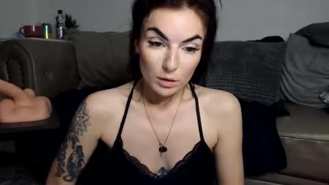 Navyrein online show from 04-15-26, 08:53