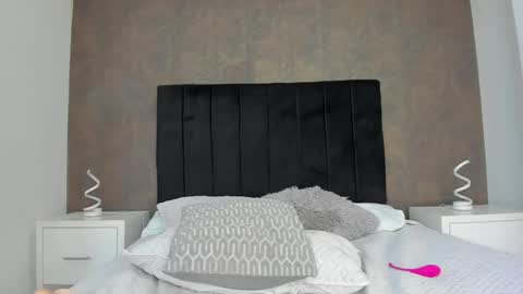 Naxa  Lexi online show from 12-23-24, 07:30