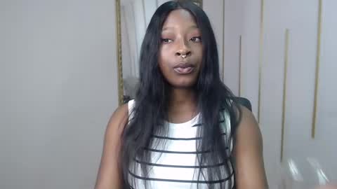 Nayaris 3 online show from 05-31-26, 02:02