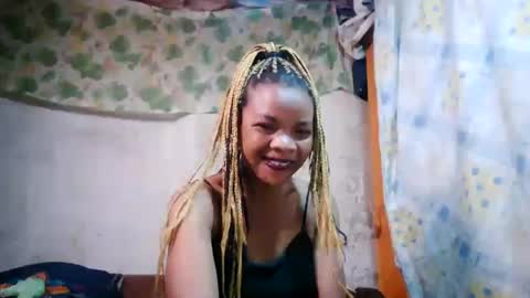 Snapshot of naylah313 chatting on 07-01-26, 06:59 Nayla online show from 07-01-26, 06:59