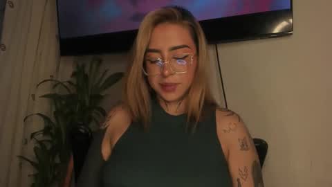 nazzz10 online show from 06-11-26, 02:15
