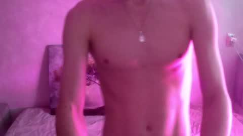 Keendle online show from 01-12-26, 02:17