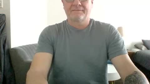 Snapshot of neckdown12 chatting on 09-20-25, 10:00 neckdown12 online show from 09-20-25, 10:00