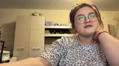 Snapshot of nectardream chatting on 05-21-26, 04:58 nectardream online show from 05-21-26, 04:58