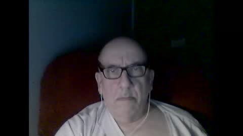 Tom online show from 01-06-26, 02:04