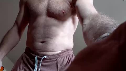 Snapshot of needsub chatting on 11-28-25, 08:44 needsub online show from 11-28-25, 08:44