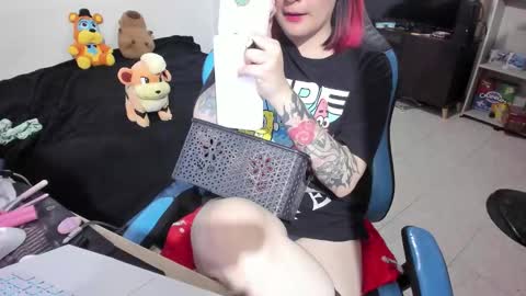 Geek Nicole    im Neeko UwU online show from 01-18-26, 09:07