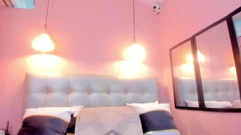 Snapshot of neferet_opal chatting on 07-19-26, 01:31 neferet_opal online show from 07-19-26, 01:31