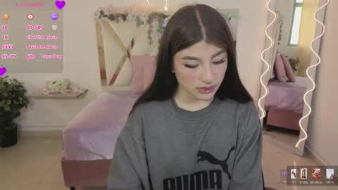 Snapshot of neftis_tay chatting on 02-28-26, 07:15 NEFTIS online show from 02-28-26, 07:15