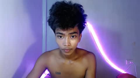 neil_asian69 online show from 11-05-25, 08:14