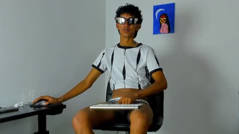 Snapshot of neitan_miller chatting on 06-29-26, 10:15 neitan online show from 06-29-26, 10:15