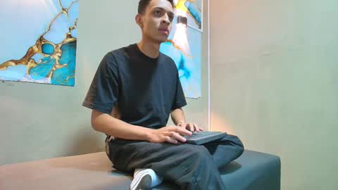 NEITHAN online show from 10-20-25, 04:18