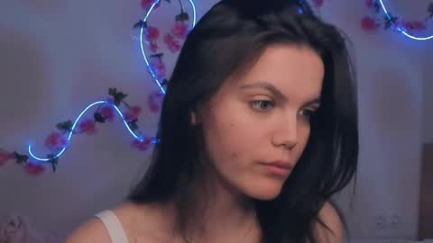 Snapshot of neldabestwick chatting on 05-18-26, 07:58 Histori online show from 05-18-26, 07:58