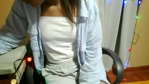 Snapshot of nelia_84 chatting on 06-05-26, 02:51 nelia_84 online show from 06-05-26, 02:51