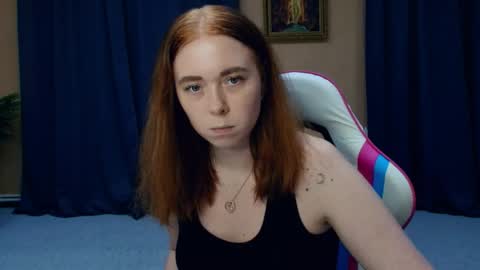 Snapshot of nelliemathers chatting on 04-28-26, 02:27 Nelli online show from 04-28-26, 02:27