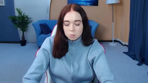 Snapshot of nelliemathers chatting on 05-14-26, 07:53 Nelli online show from 05-14-26, 07:53