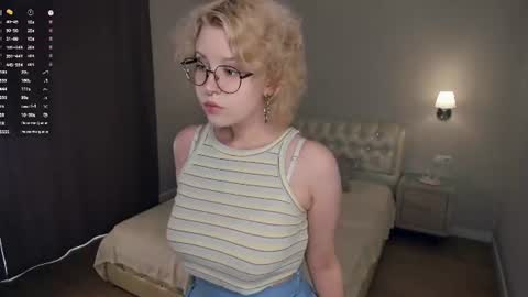 Snapshot of nelly_gloss chatting on 07-09-26, 07:56 nelly_gloss online show from 07-09-26, 07:56