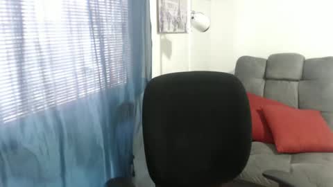 Snapshot of nena_lov chatting on 04-22-26, 07:48 Star online show from 04-22-26, 07:48