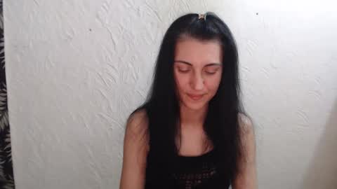 Nensy online show from 05-15-26, 07:43