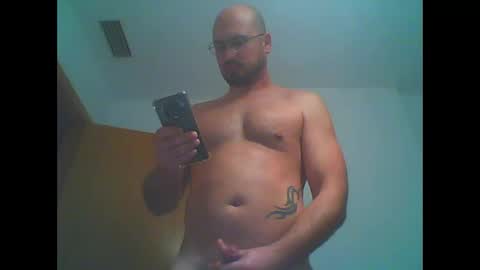 Snapshot of neomel chatting on 01-01-25, 06:16 mel online show from 01-01-25, 06:16