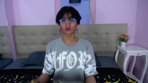 Snapshot of neonadonis chatting on 10-21-25, 11:44 NeonAdonis online show from 10-21-25, 11:44