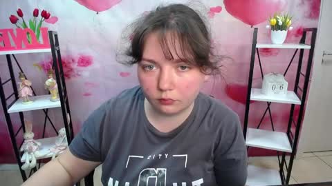 Snapshot of neonilalisova chatting on 05-06-26, 11:04 NeonilaLisova online show from 05-06-26, 11:04