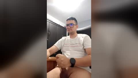 MrBull online show from 08-07-26, 04:14