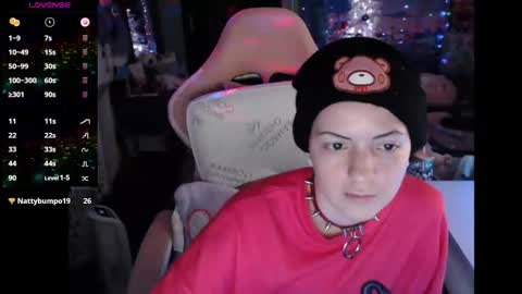 Snapshot of nerdy_squirty chatting on 01-04-25, 06:52 NerdySquirty online show from 01-04-25, 06:52